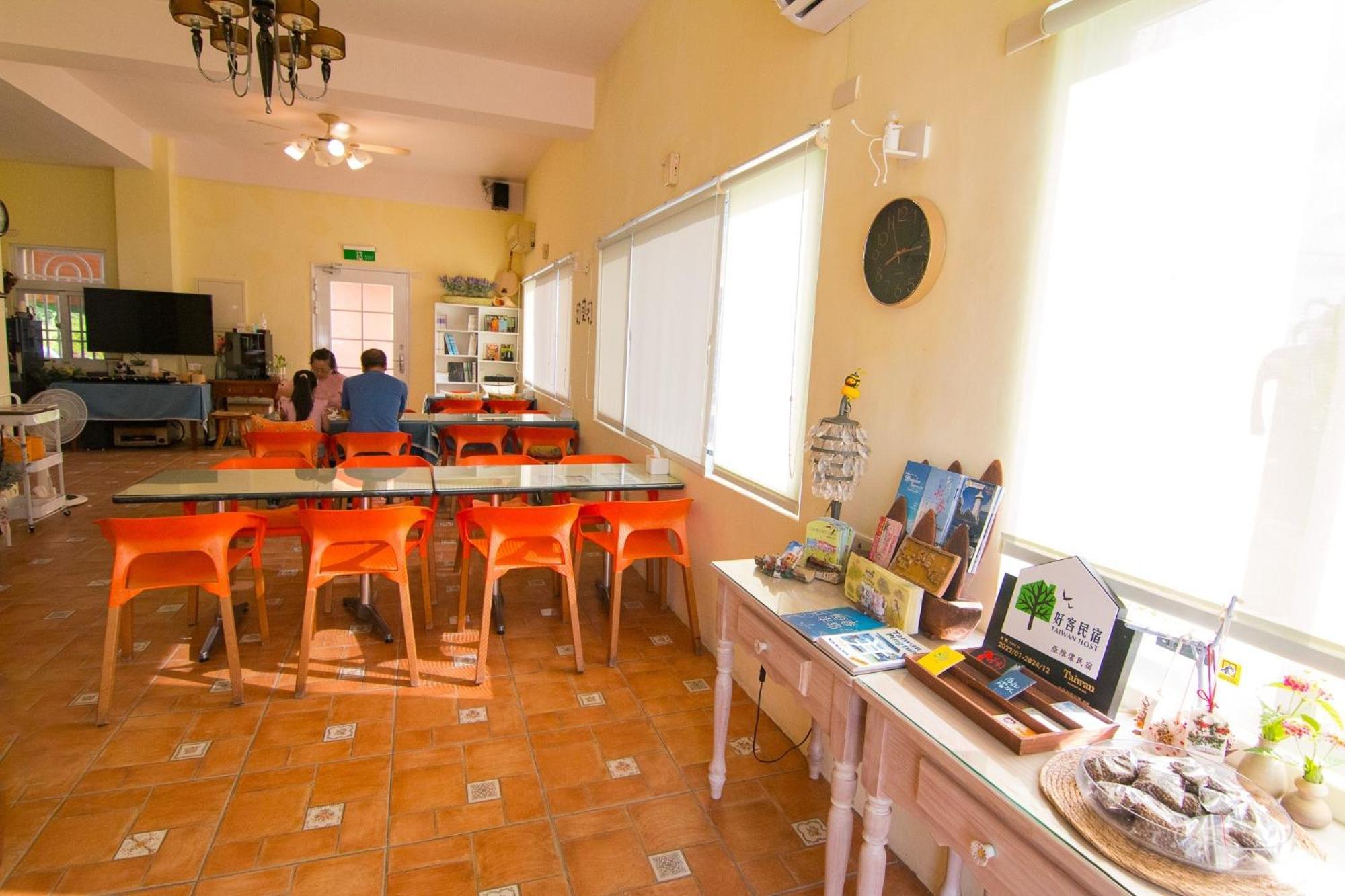 Kenting Avignon Bed & Breakfast Hengchun South Gate Exterior photo