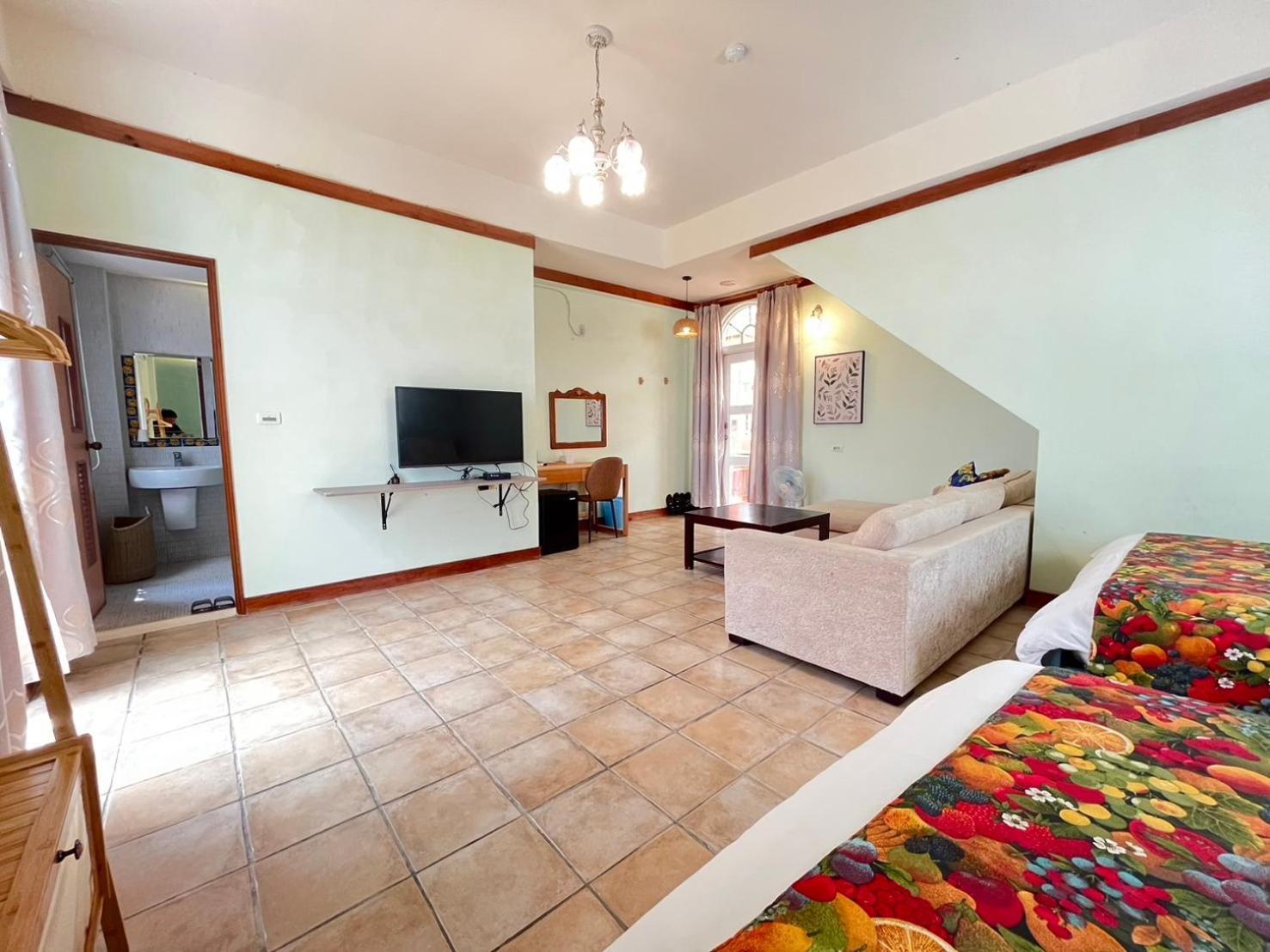 Kenting Avignon Bed & Breakfast Hengchun South Gate Exterior photo